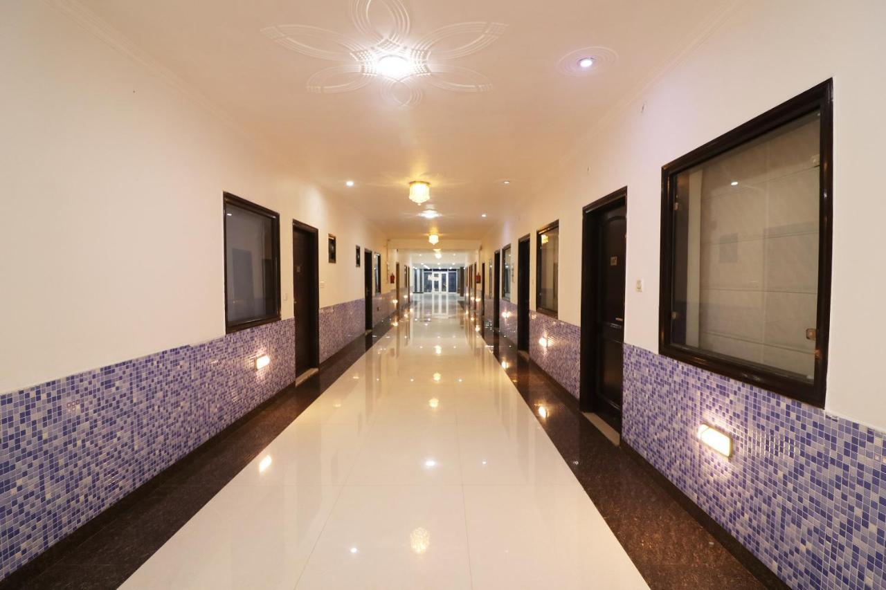 Oyo Hotel Inn Way Sonipat Ngoại thất bức ảnh