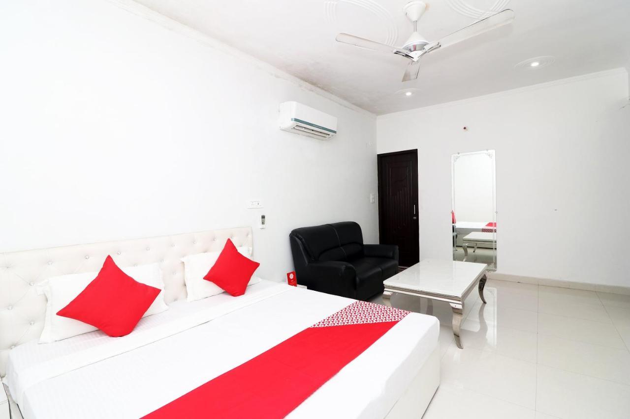 Oyo Hotel Inn Way Sonipat Ngoại thất bức ảnh