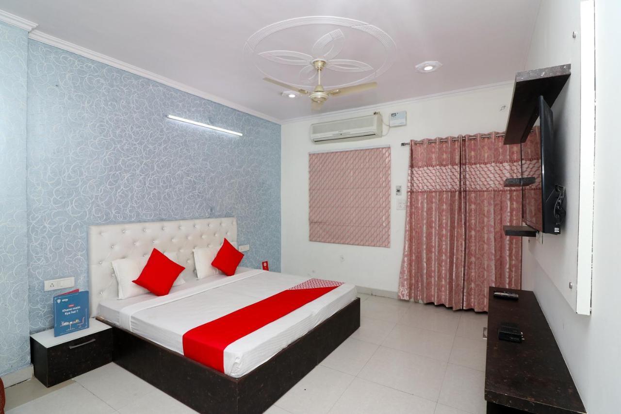 Oyo Hotel Inn Way Sonipat Ngoại thất bức ảnh