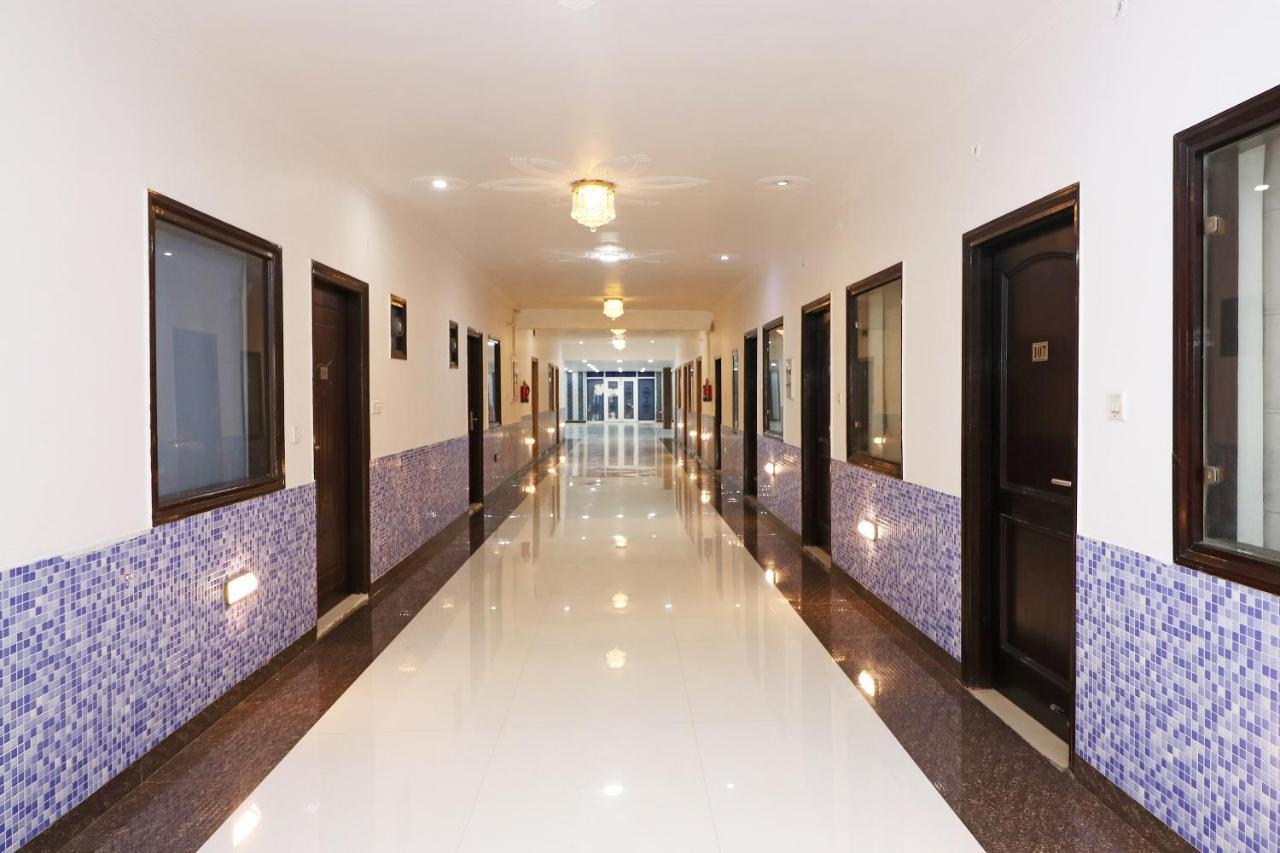 Oyo Hotel Inn Way Sonipat Ngoại thất bức ảnh